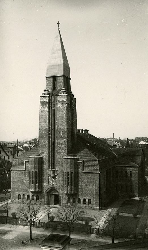 Old black and white picture of the church.