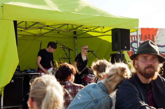 15 - Kalasatama Temporary - Part Architects - photo Timo Wrigh