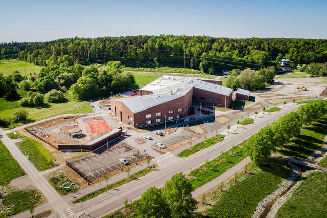Syvälahti school aerial view 2