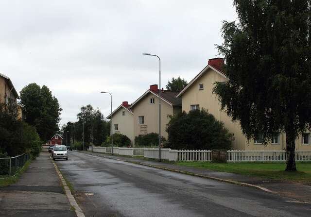 Streetview and aparment buildings