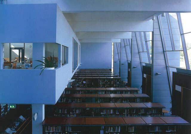 Overview of the bookshelves and the second storey office.