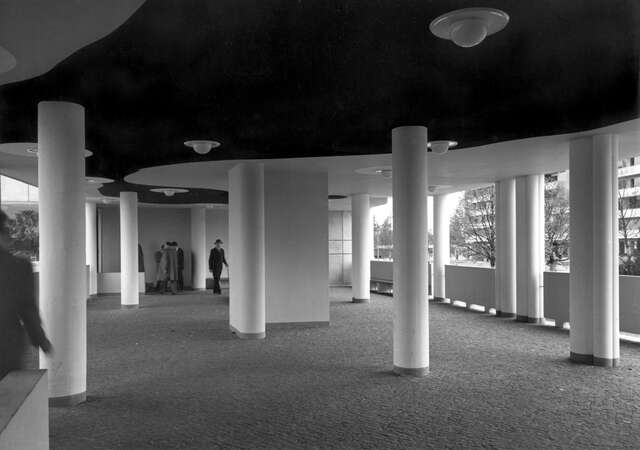 Hansaviertel Apartment house in Berlin by Alvar Aalto