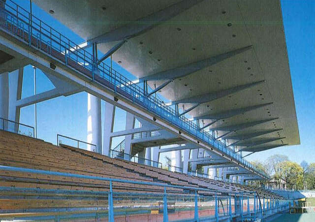 Grand stand