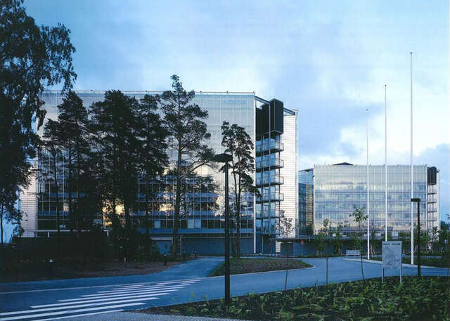 Façade facing the Keilalahdentie street