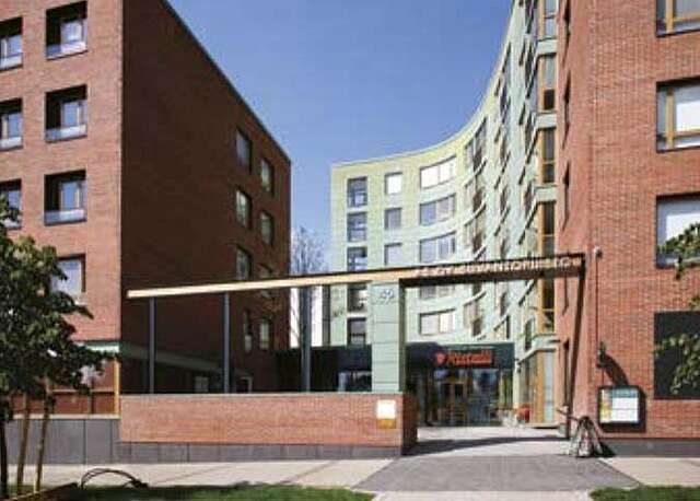 Entrance from the street