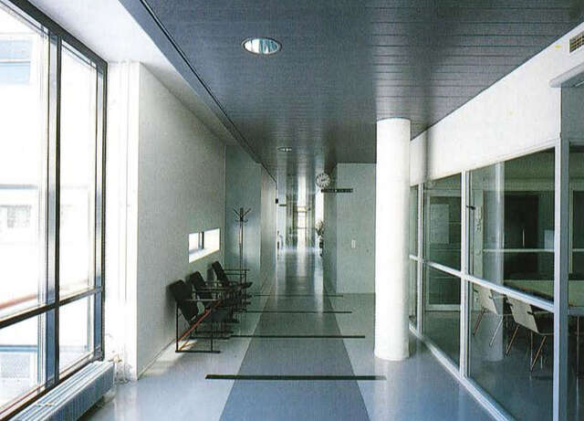 Longitudinal main corridor of the government office building.