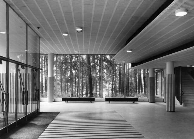 University of Jyväskylä, Entrance Hall of the Main Building, b