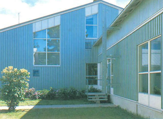 Inside corner of the wing