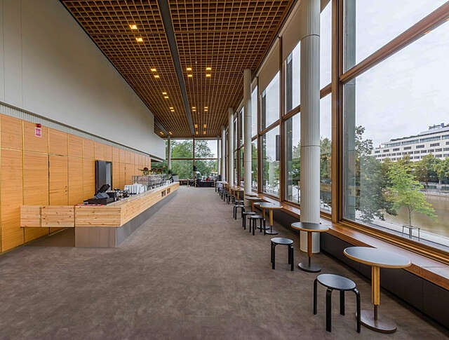 1st floor foyer interior