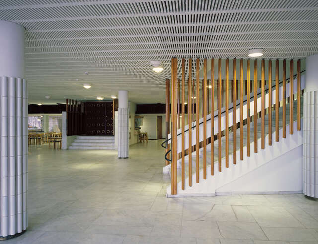 University of Jyväskylä, Entrance Hall of the Main Building, b