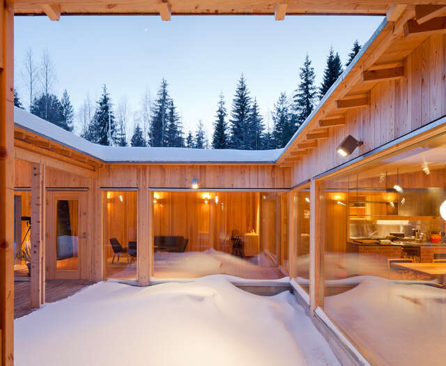 Glazed view to the surrounding living quartiers