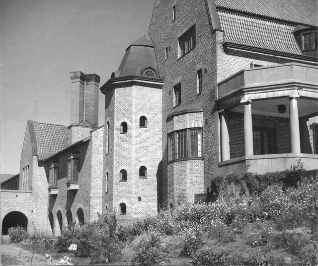 Façade of a mansion