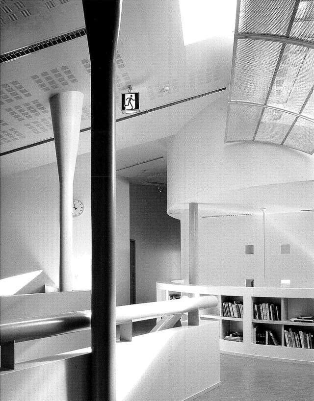 Black and white photo of the cafeteria.