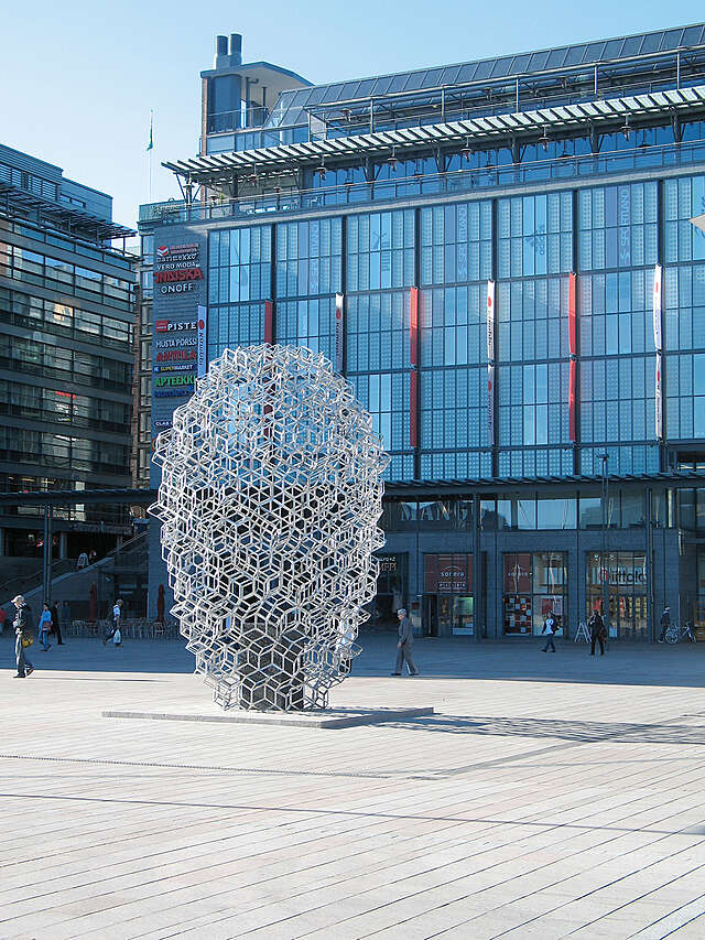 Metal cube structure in front of Kamppi.