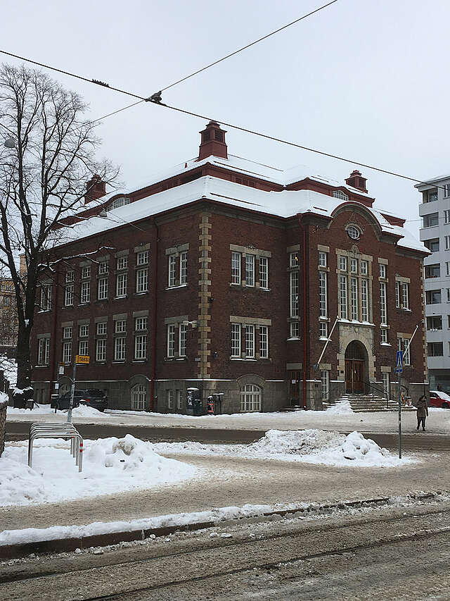 Library facade on a snowy day.
