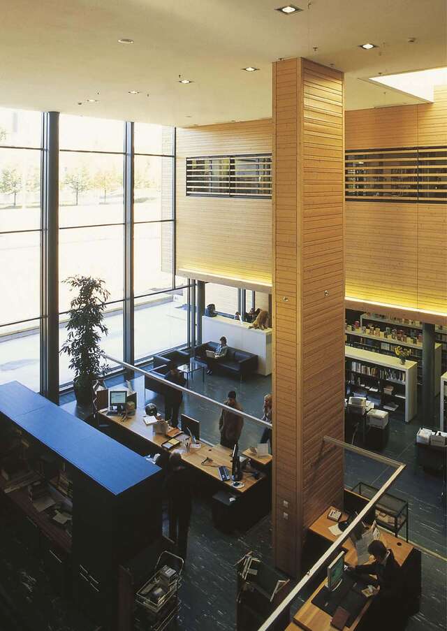 Foyer seen from the 1st floor