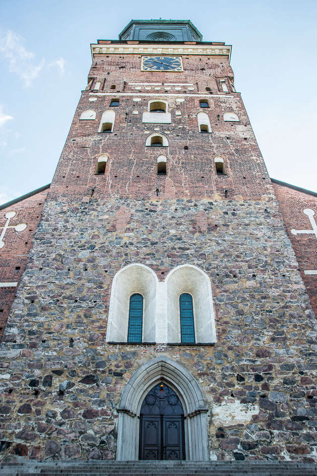 Entrance of Turku cathedral, two windows above the entrance