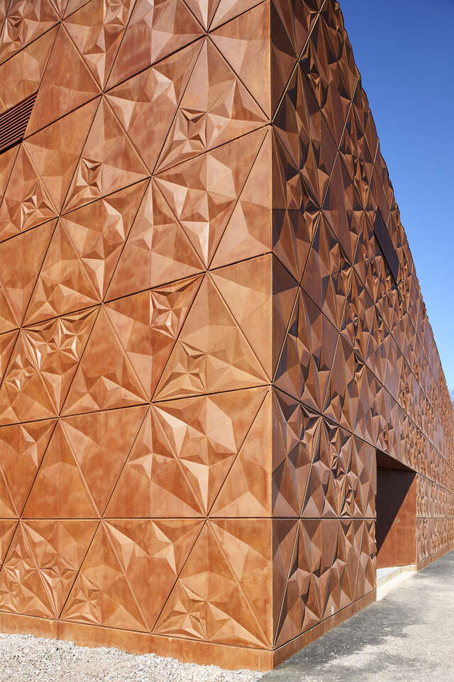 Koonta asema pääsisäänkäynti